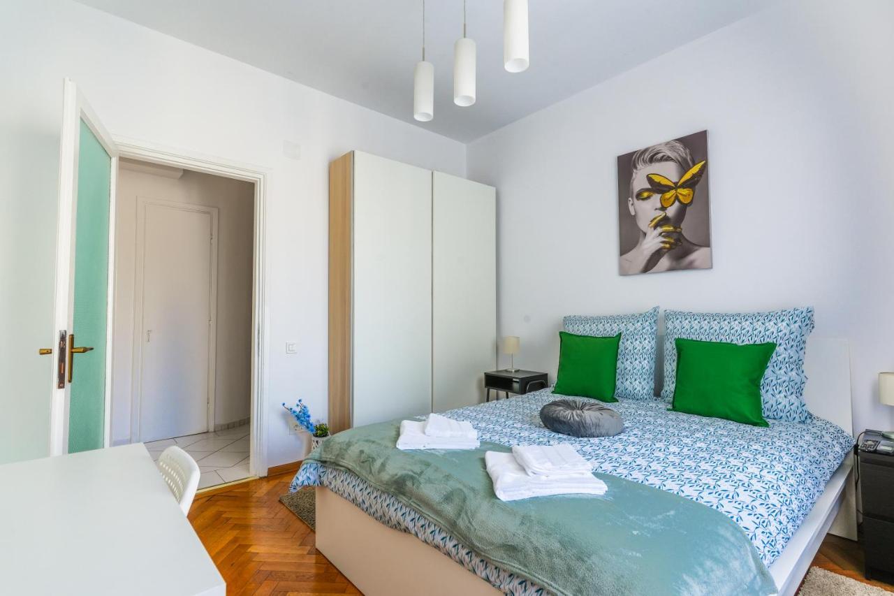 Ultracentral Golden Gatehouse 3 Bdrm Бухарест Экстерьер фото