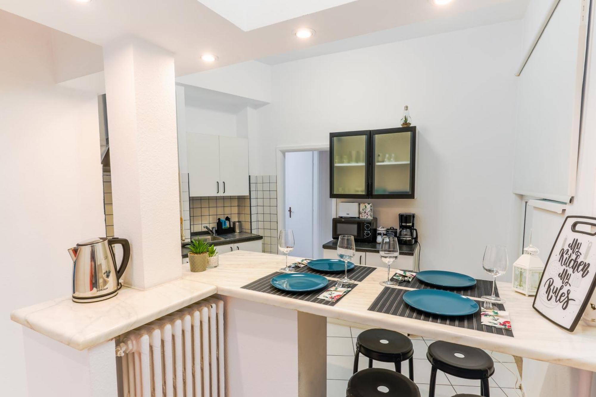 Ultracentral Golden Gatehouse 3 Bdrm Бухарест Экстерьер фото