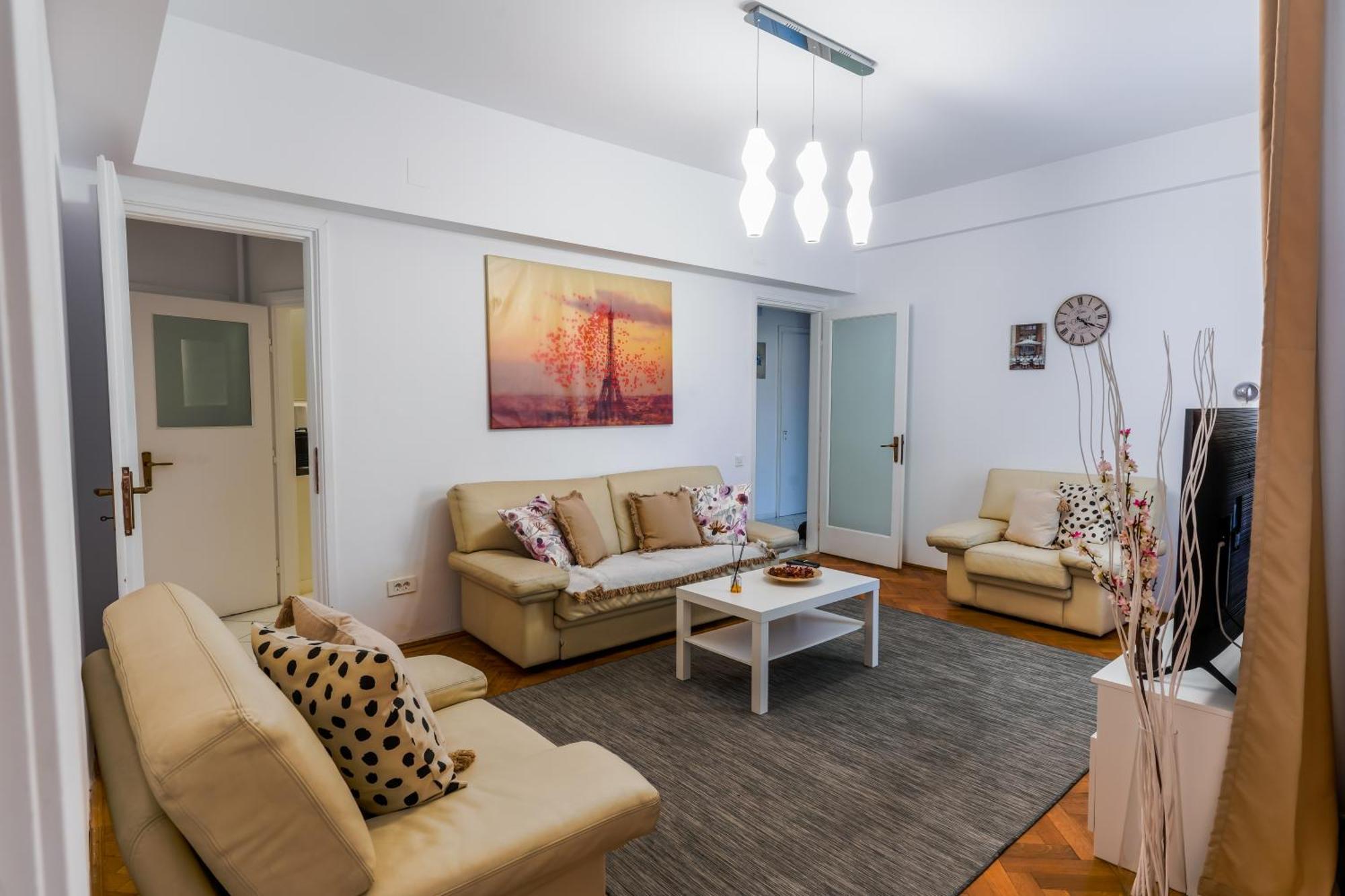 Ultracentral Golden Gatehouse 3 Bdrm Бухарест Экстерьер фото